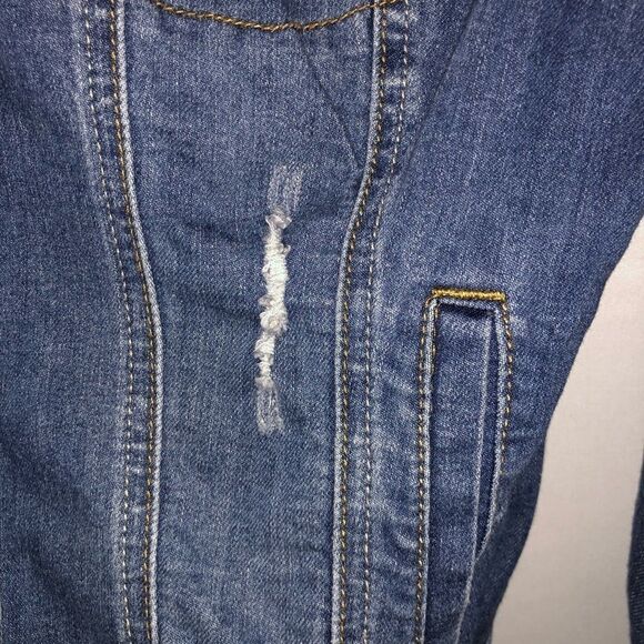 Women's Altar'd State Distressed Denim Jacket - Picture 5 of 11